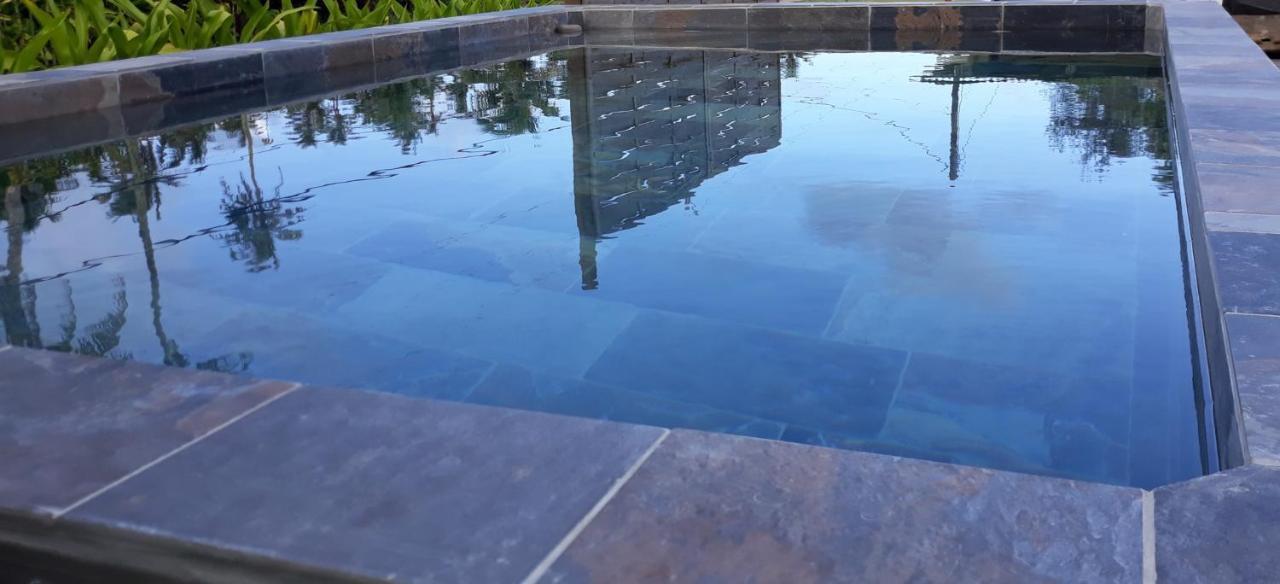 Mara'Ai Le Spot Tubuai Chambre Triple Taahueia Deluxe Sdb Privee Avec Piscine Mataura Экстерьер фото